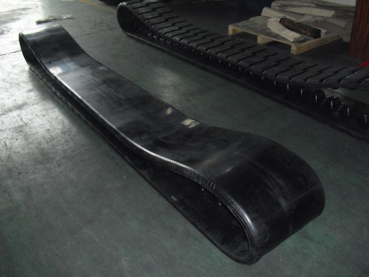 18"x6"x53 Challenger 35/45/55 traktör için tarım yapımı kauçuk rayı 18" genişliği