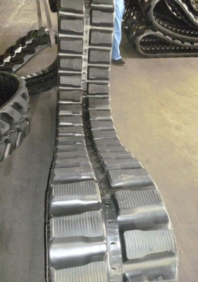 450x71x86 308BSR kazık makinesi lastik pist toplam uzunluğu 71x86 6106mm