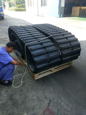 600*125*62 OEM Cralwer Dumper RT800 Dumper Kauçuk Track
