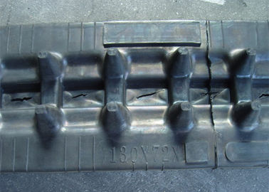 Küçük Ekskavatör Kauçuk Az Yollar Hasarlı 130mm Genişlik 72mm Pitch Tracks