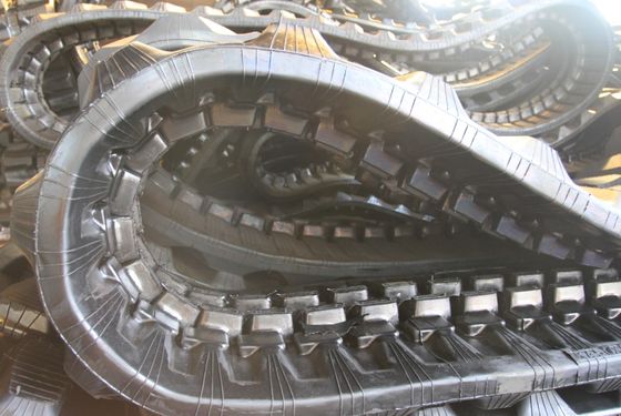 450*83.5*74 Toptan ATV UTV Eklemsiz İnşaat Makineleri Parçaları Ekskavatör Kauçuk Çizgi