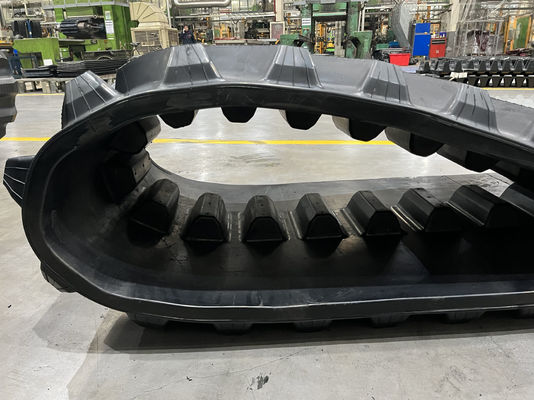 915x152.4x42 Pozitif tahrikli kauçuk rayı 36'' için STX Quadtrac traktörü