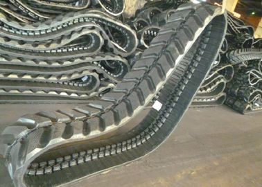 Ekskavatörler Kobelco Sk60 Sk60-1 için 18 "Siyah Doğa Yedek Lastik Parçalar