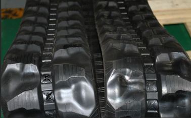 Siyah Küçük Kauçuk Parça Yüksek Hızlı 250 * 52.5 * 78 Kamyonlar İçin Kauçuk Parçalar