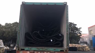 Siyah Yedek Lastik Parçalar / Düşük Gürültü Yanmar Kauçuk Parçalar 280 * 106 * 39k