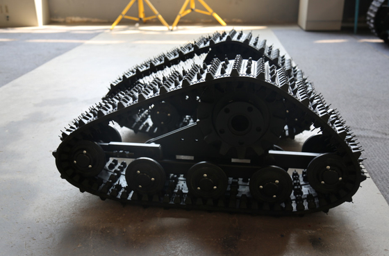 Traktör UTV için 255mm Genişlik Lastik Ray Sistemi 400kg Yükleme