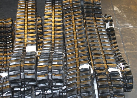 50 Bağlantı 250mm Genişlik 72mm Pitch ile Damper Lastik Paletler
